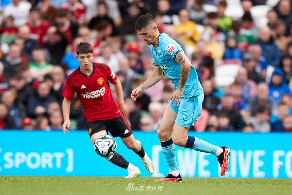 博阿基耶与 博阿基耶与