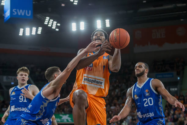 的阵容变数 的阵容变数